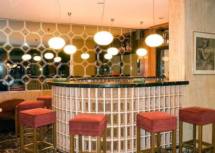 Отель Hotel Best