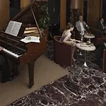 فندق بيست 4*