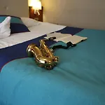 بيست