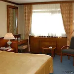 بيست 4*