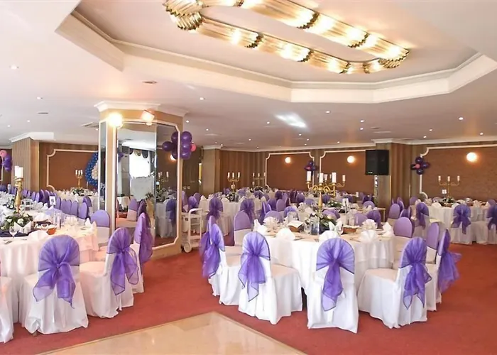 Отель Hotel Best